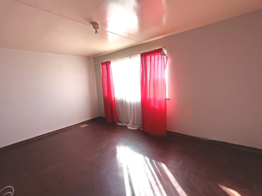 2 Bedroom Property for Sale in Algoa Park Eastern Cape